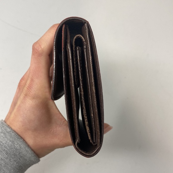 Louis Vuitton Damier Wallet - Picture 5 of 7